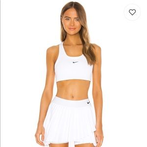 NEW Nike Medium Pad Sports Bra Size Small